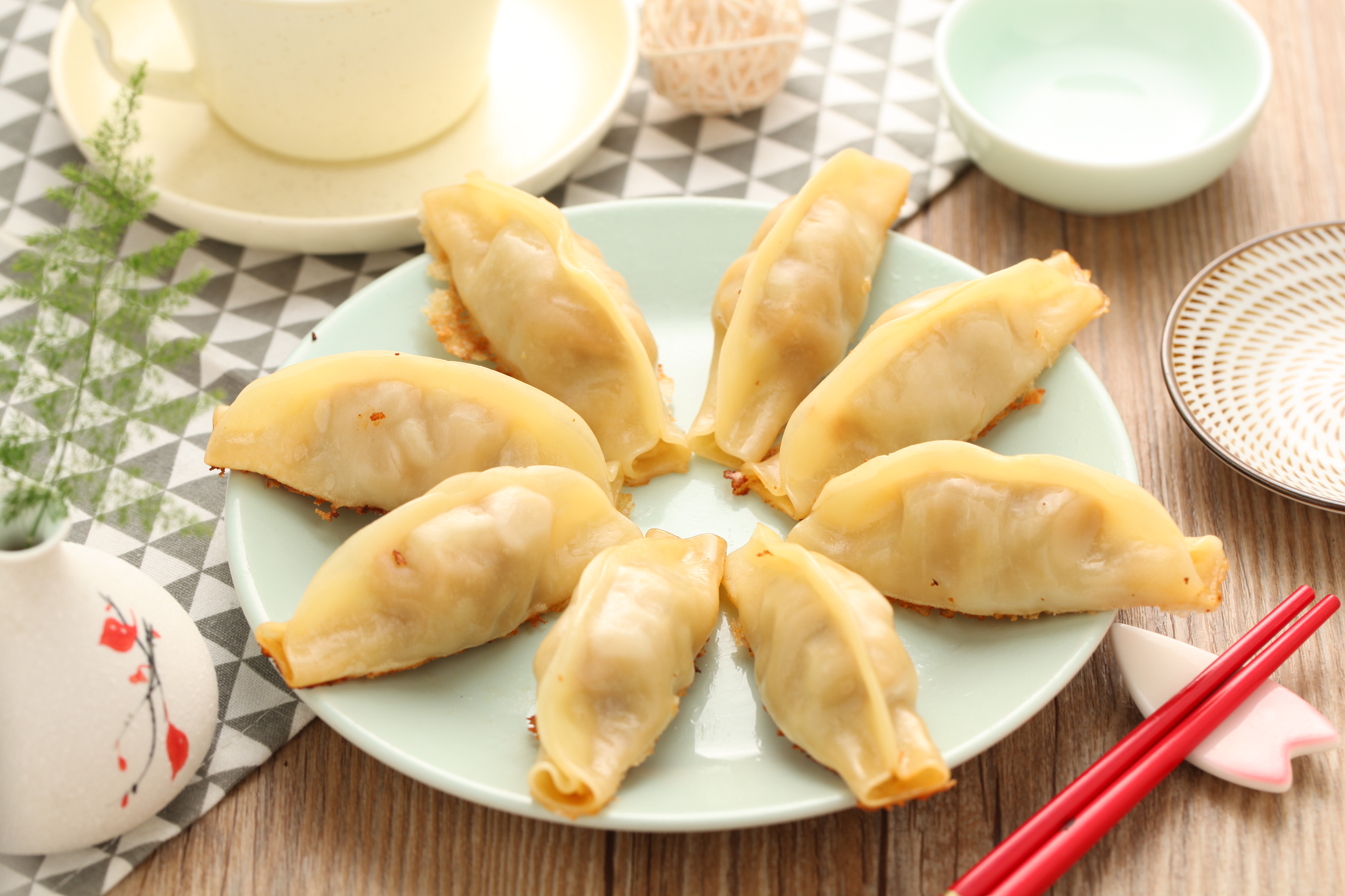 big pot stickers
